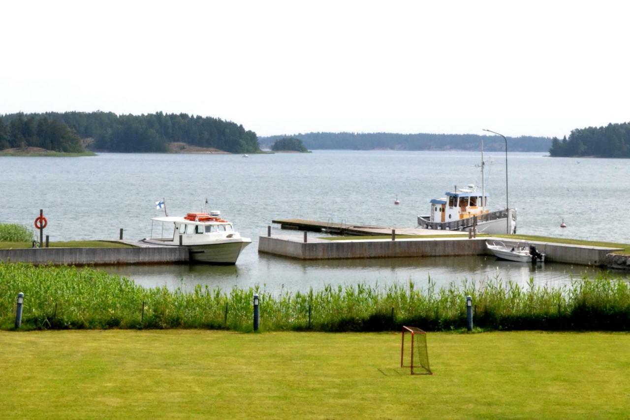 Calliola Kokous- Ja Saaristohotelli Snappertuna Exteriör bild